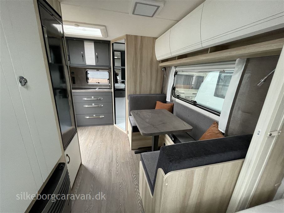 Hobby De Luxe 460 SL